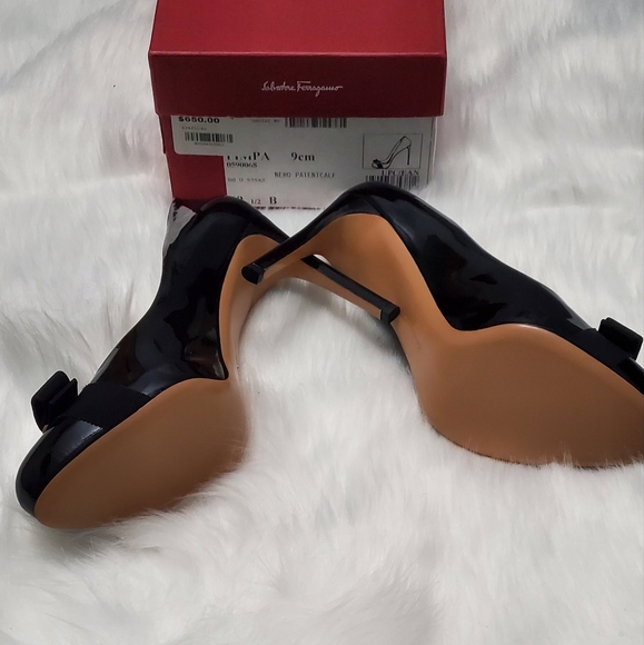 PIMPA HIGH HEELS SHOE. SIZE 10 1/2 WITH BOX Incd - Picture 3 of 9